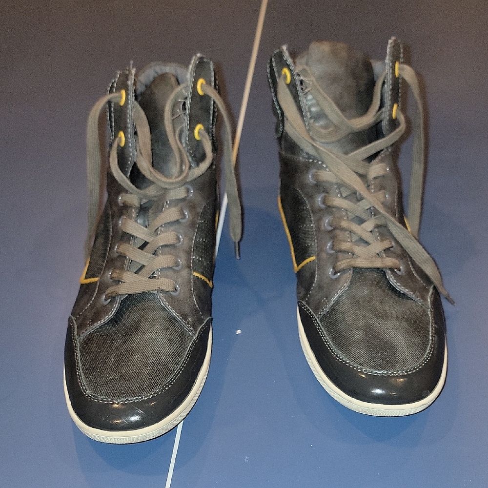 Stylish Gry and Yellow Men's High-Top Casual Sneakers